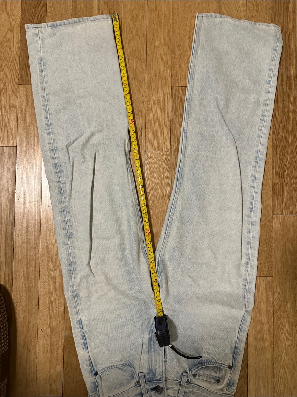 rag & bone Logan Jeans - Picture 9 of 10